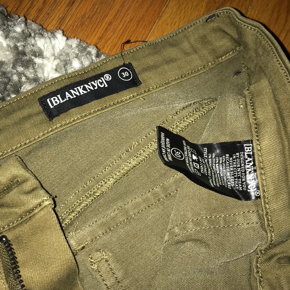 Blanknyc cargo style pants